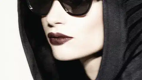 Giorgio Armani 2024 : lunettes de luxe 