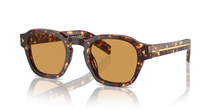 Lunettes Prada 2024 avec monture écaille et verres bruns - collection de lunettes de soleil