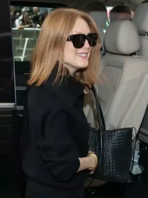 Julianne Moore - Bottega Veneta Eyewear