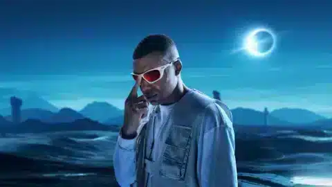 Oakley dévoile ses lunettes du futur, prêtes pour 2075