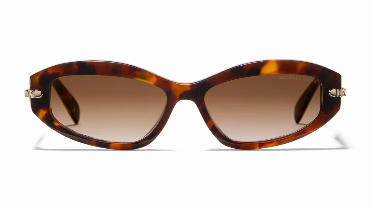 Michael Kors dévoile sa monture star pour l’automne 2025 3 Michael Kors - lunettes de soleil Wilmington MK2260D