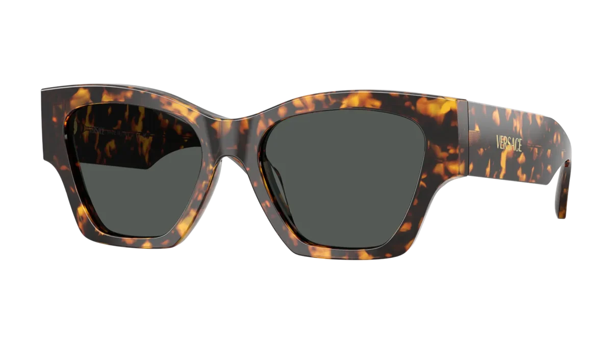 Oversize, cat-eye y futuristas: las gafas Versace SS25 no pasan desapercibidas 3 Versace SS25 - 0VE4492U__551487
