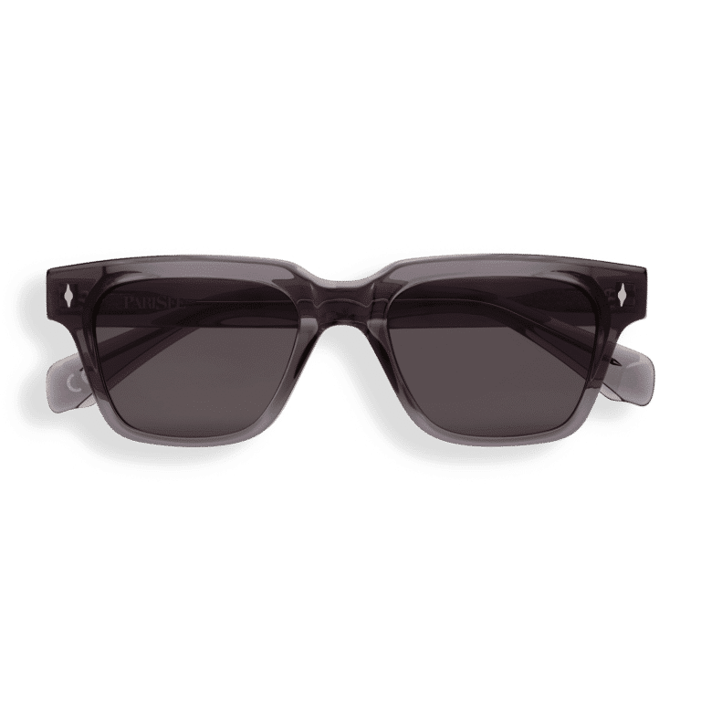 Lunettes de soleil Essentiel N2 vues de face : monture rectangulaire en acétate fumé translucide, verres gris foncé, rivets métal