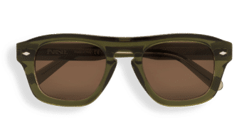 Lunettes de soleil Freschezza en acétate vert olive translucide avec verres bruns, vue de face sur fond noir