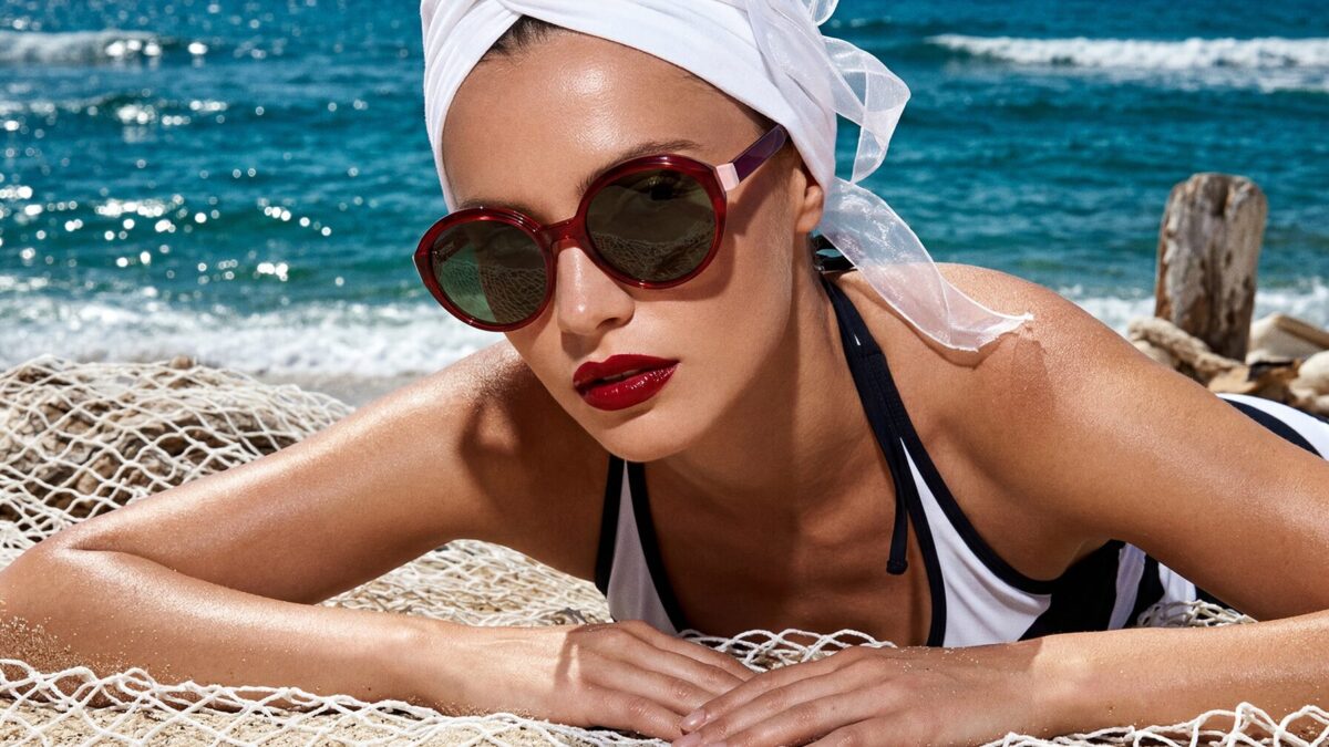 - **H1 / Titre** : Photographier des lunettes pour l'e-commerce, la PLV et les campagnes : le guide à l'usage des marques